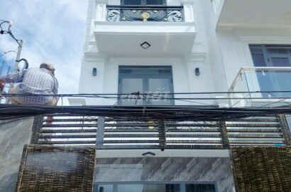 Nhà ngộp bank chủ cần bán gấp  Nguyễn Ảnh Thủ Q12 1 TRỆT 3L có sân thượng khu vực an ninh giá 3 tỷ 150 TL