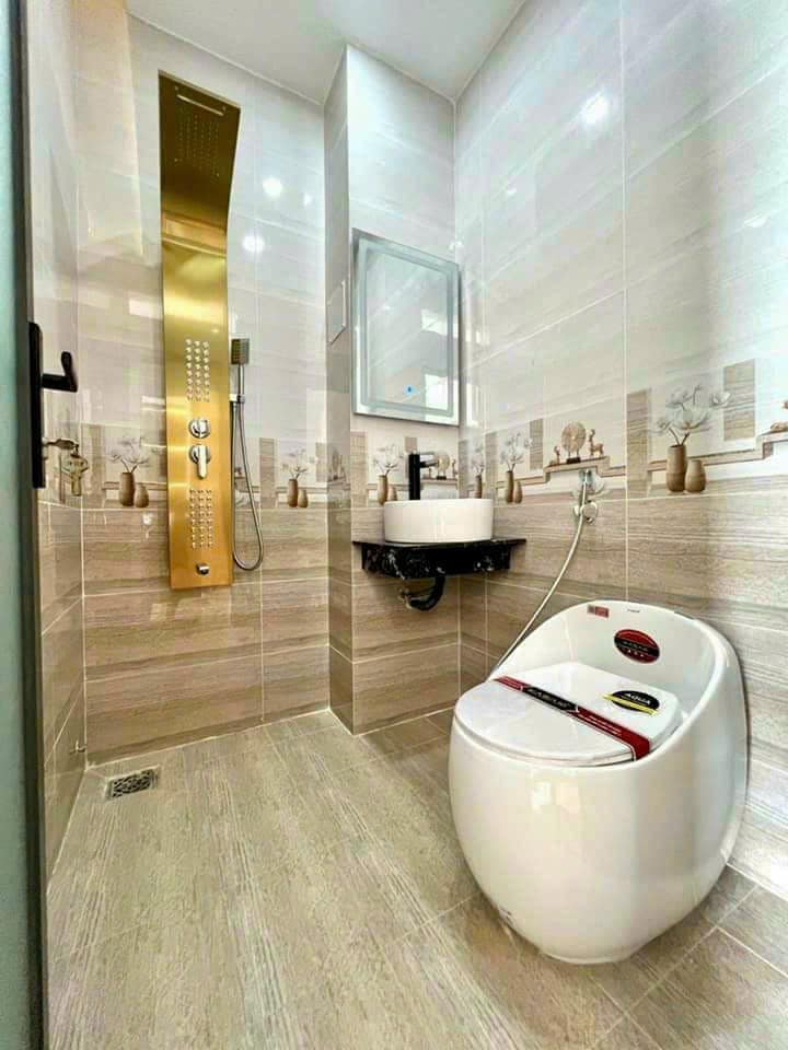 Chính chủ em bán Trần Thi Hè Q12 hẻm 8m có sổ an ninh tốt 2L4PN GIÁ 3 TỶ 350